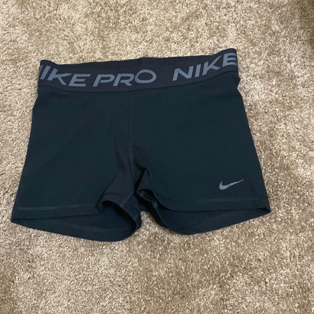 nike pros